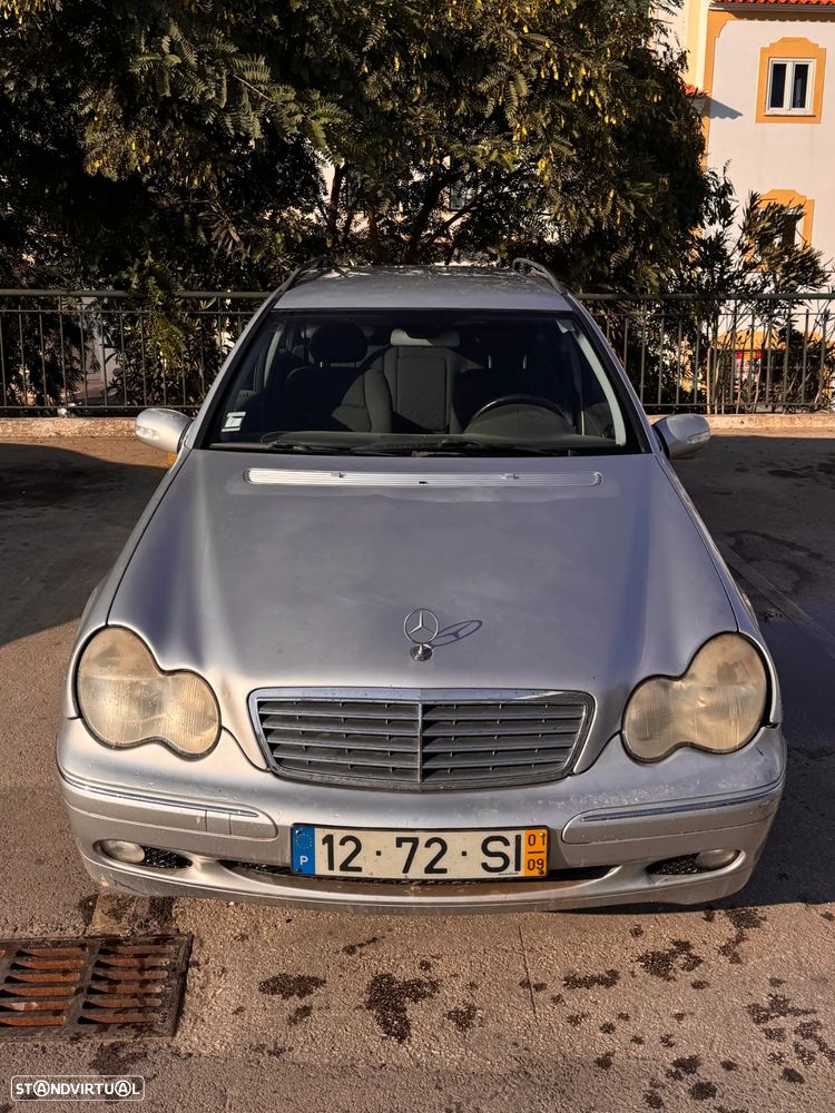 Mercedes-Benz 200 - 1