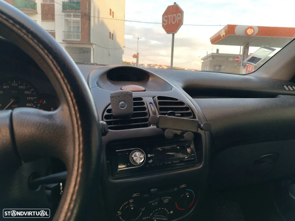 Peugeot 206 1.9 D XT - 6