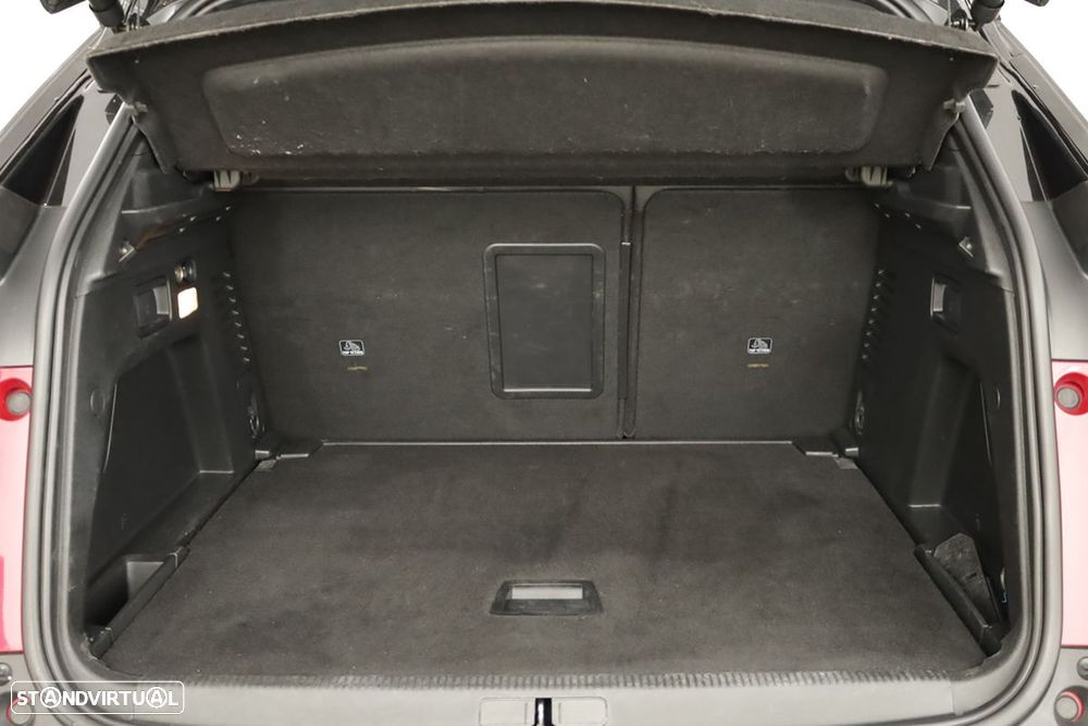 Peugeot 3008 1.2 PureTech GT EAT8 - 26