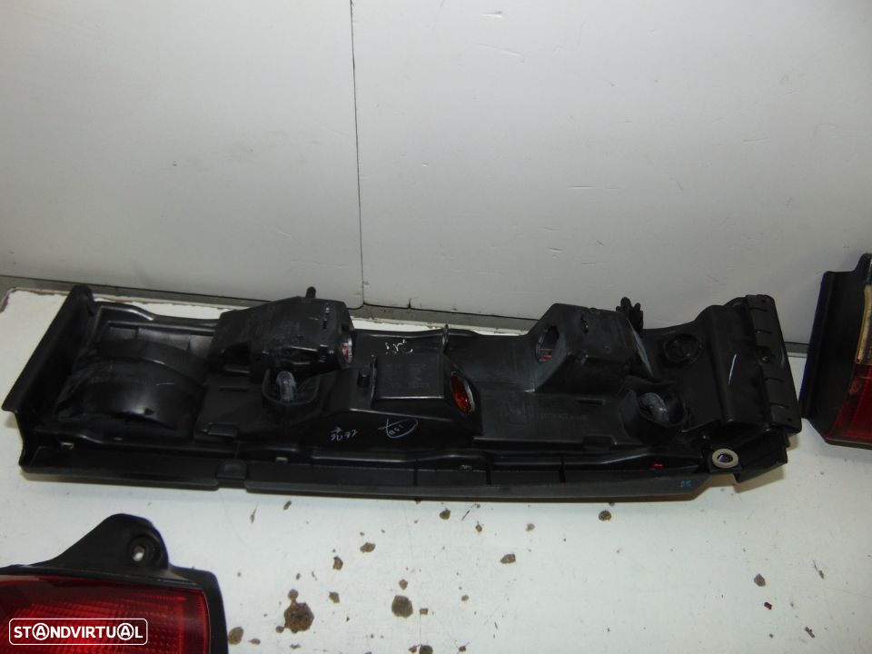 suzuki swift farolins - 3