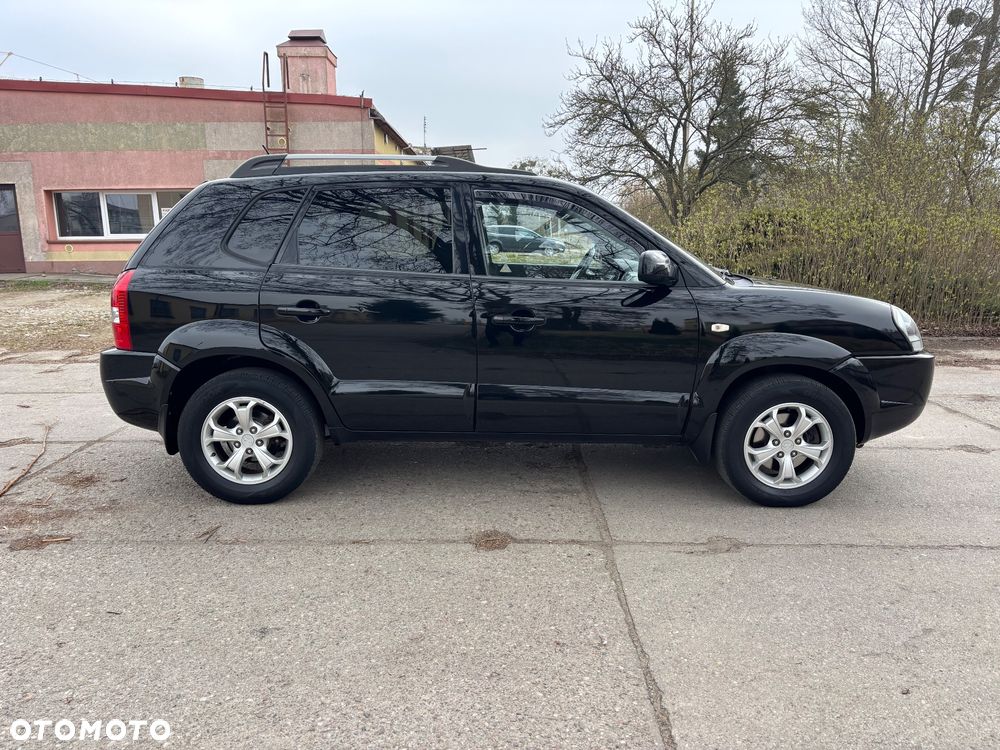 Hyundai Tucson 2.0 2WD GLS - 8