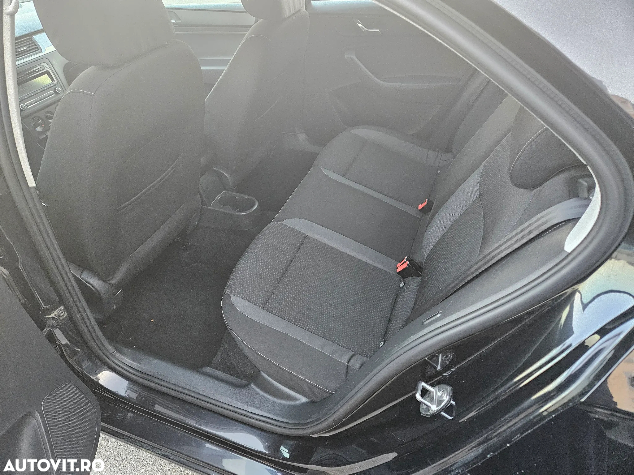 Skoda RAPID 1.6 TDI Ambition - 8