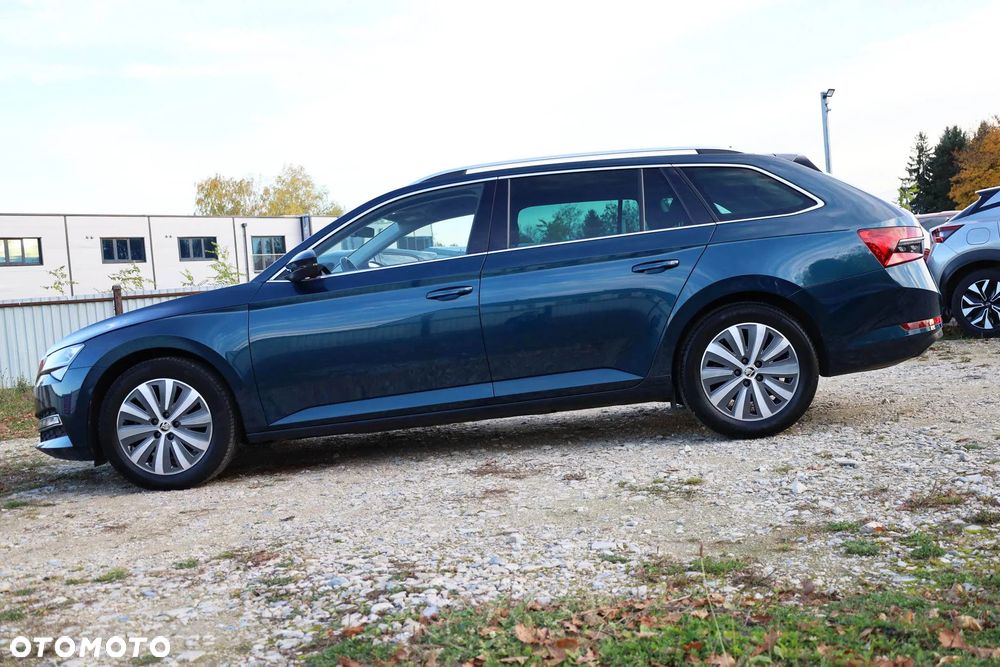 Skoda Superb 2.0 TDI SCR Style DSG - 9