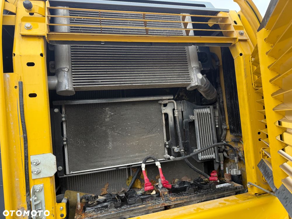 Komatsu PW180-10 - 8
