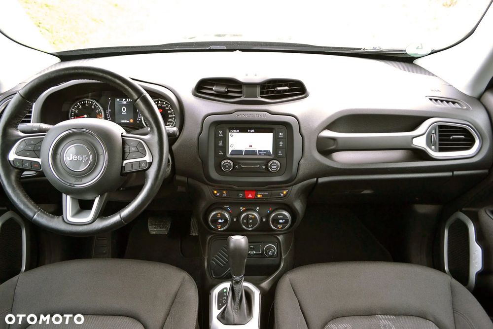 Jeep Renegade 1.4 MultiAir DSG Longitude - 35