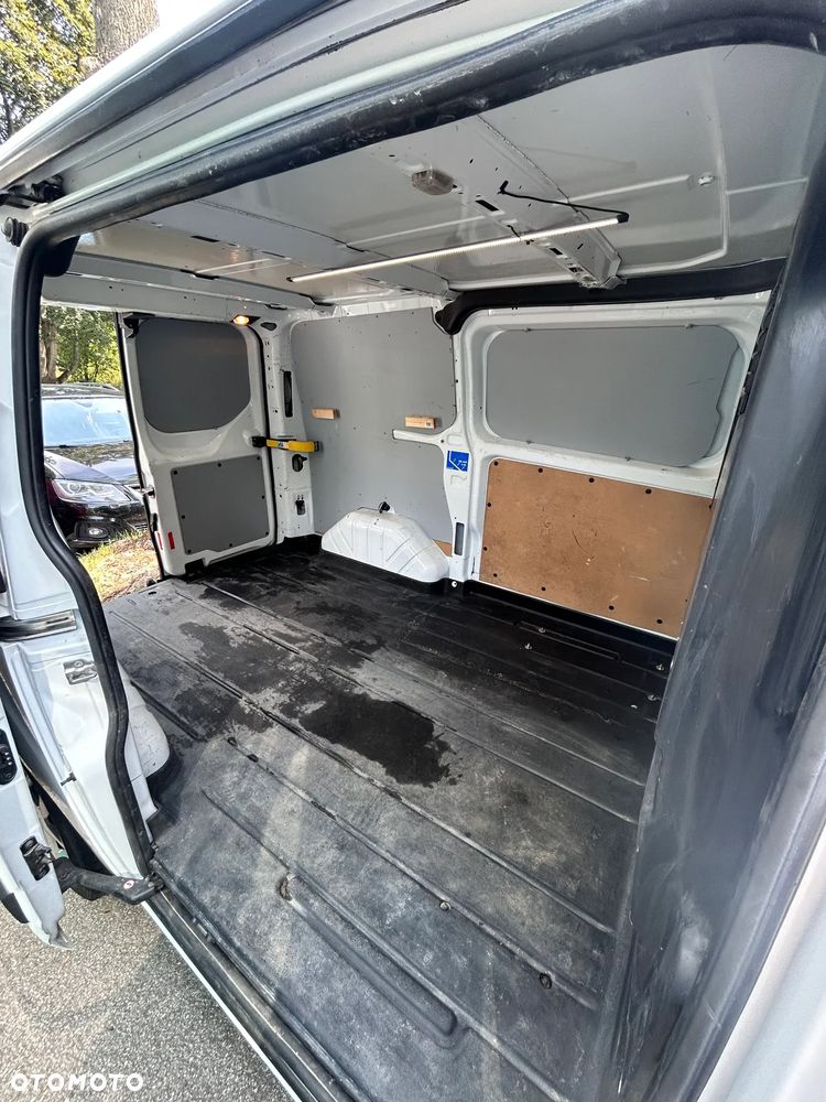 Ford Transit Custom - 11