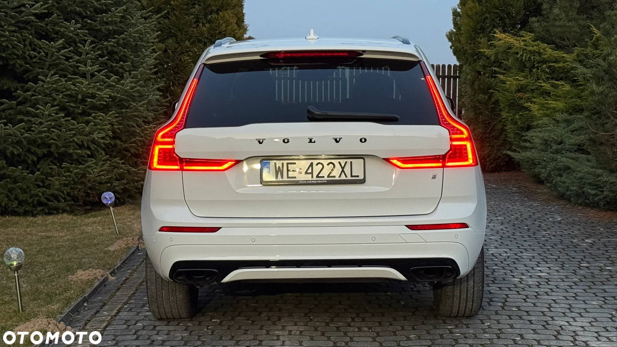 Volvo XC 60 T4 R-Design - 12