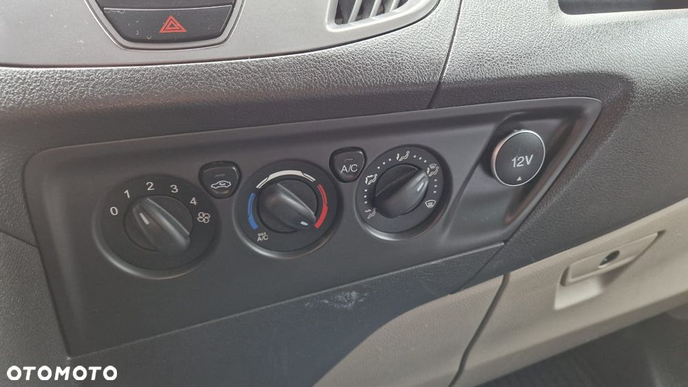 Ford Transit doka 6 osobowy - 18