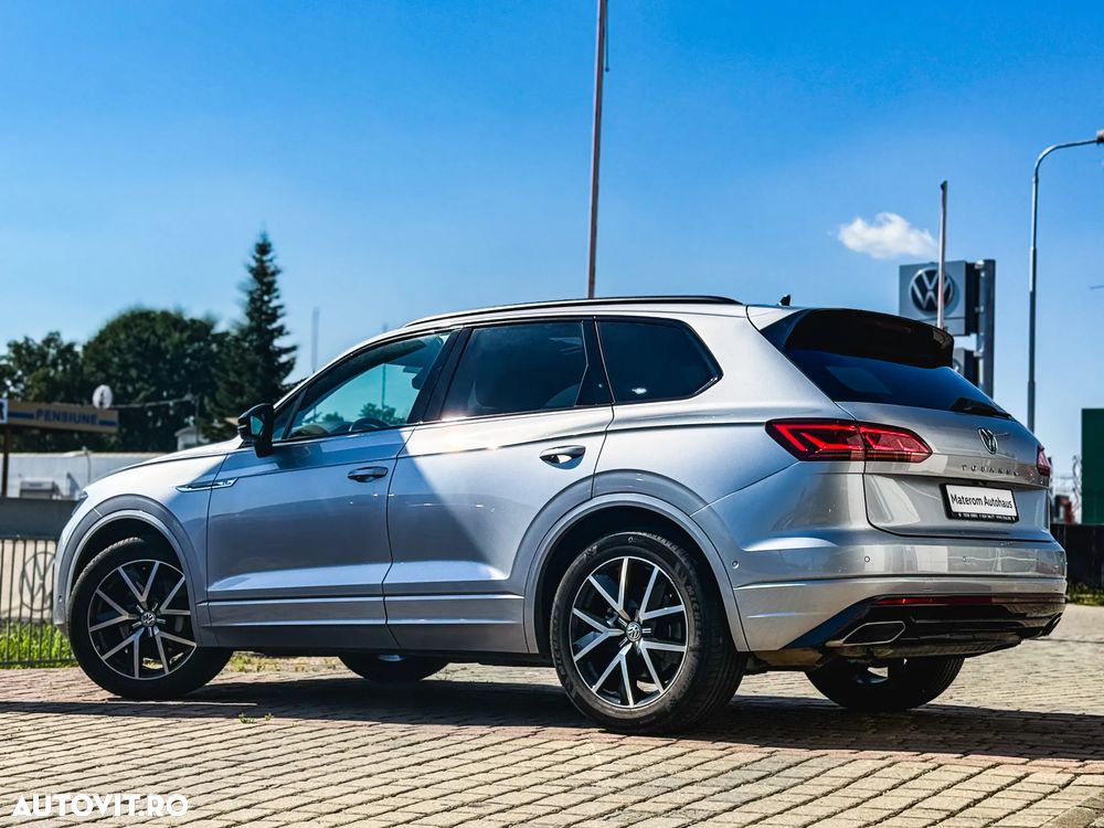Volkswagen Touareg V6 TDI R-Style - 32