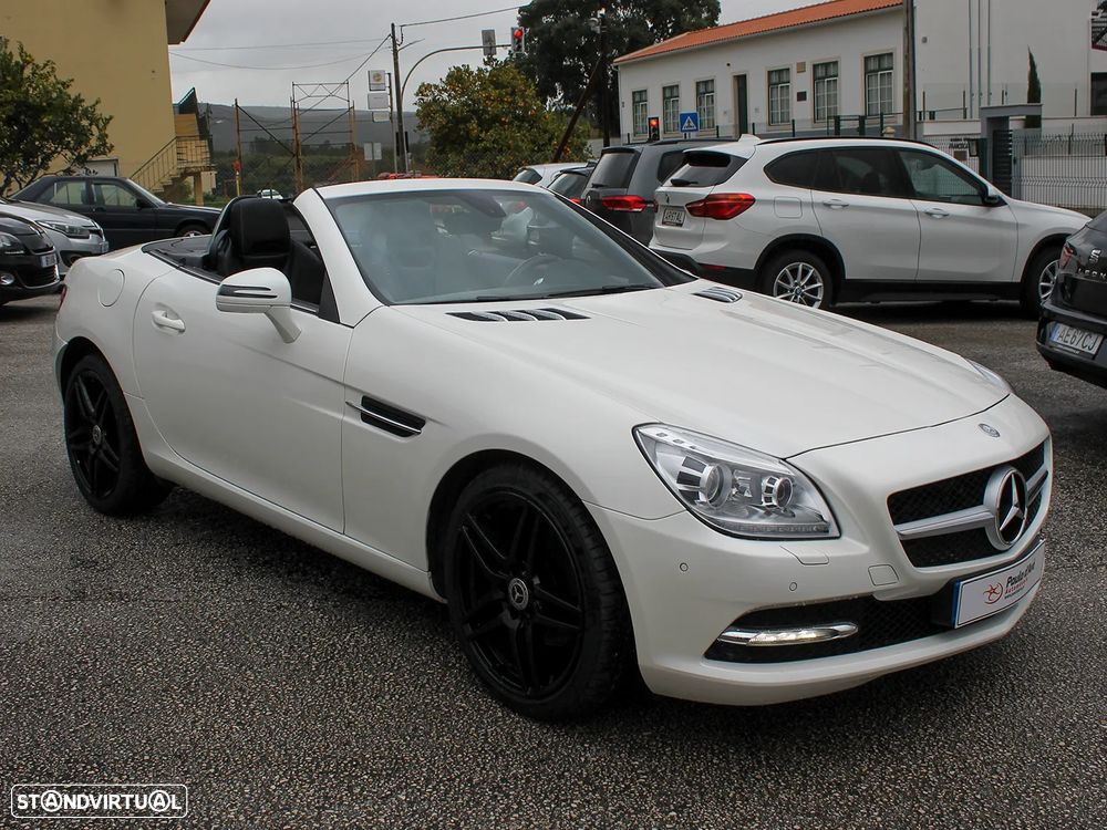 Mercedes-Benz SLK 200 (BlueEFFICIENCY) - 3