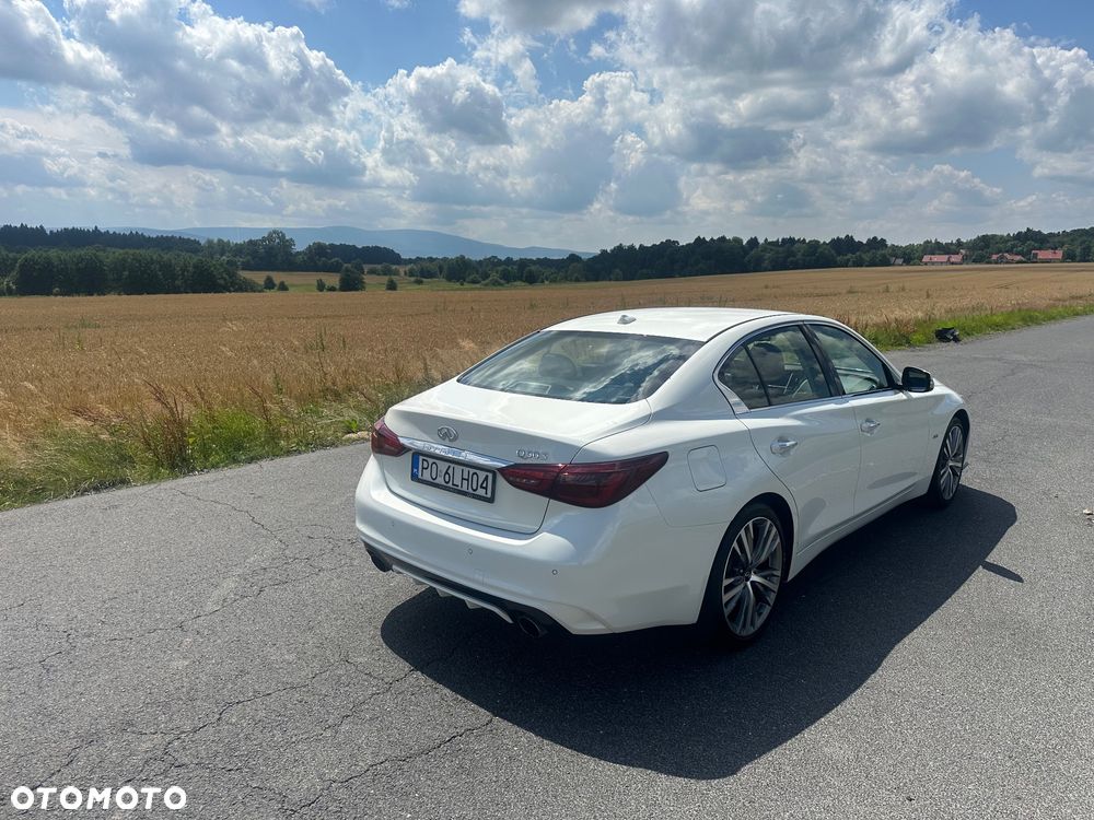 Infiniti Q50 2.0t Sport Sound Studio by Bose - 5