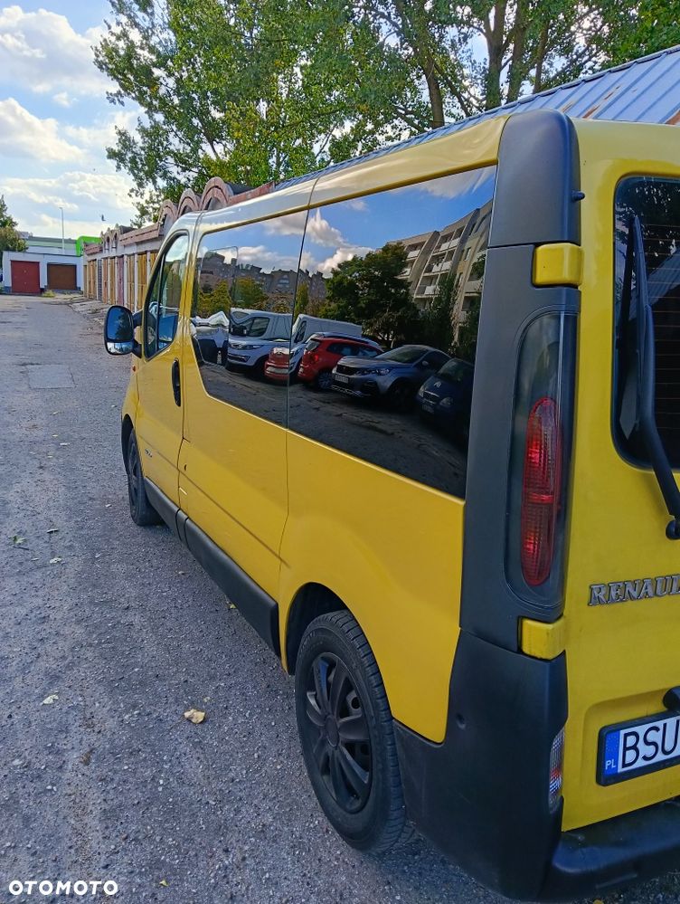 Renault Trafic - 1