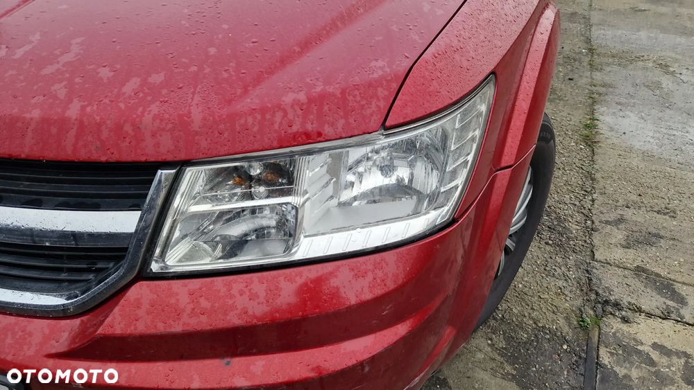 DODGE JOURNEY LAMPA PRZÓD LEWA - 1