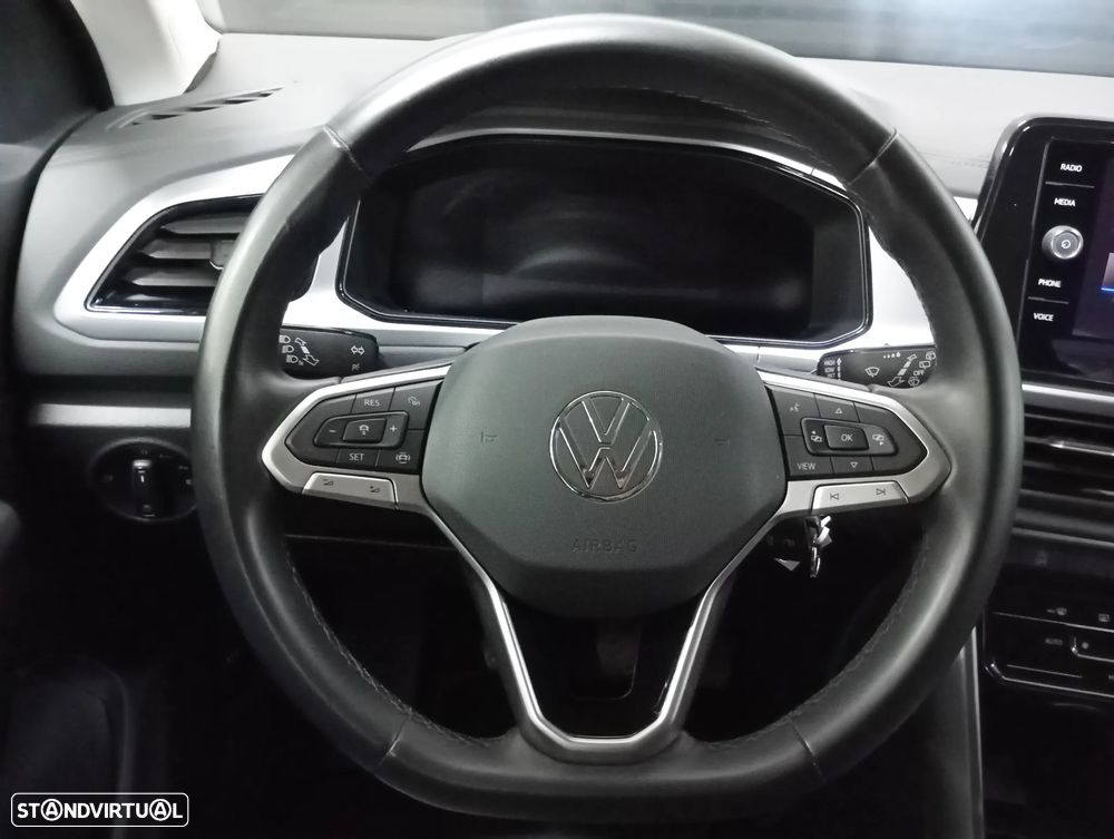 VW T-Roc 1.0 TSI Life - 17