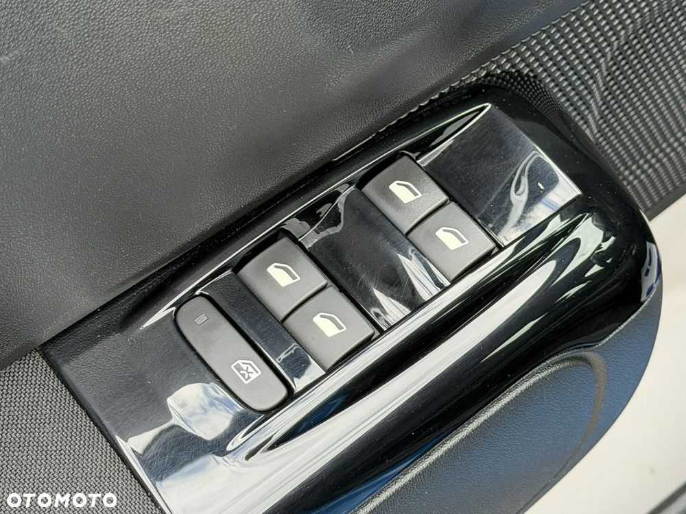Citroën C3 1.2 PureTech Feel - 16