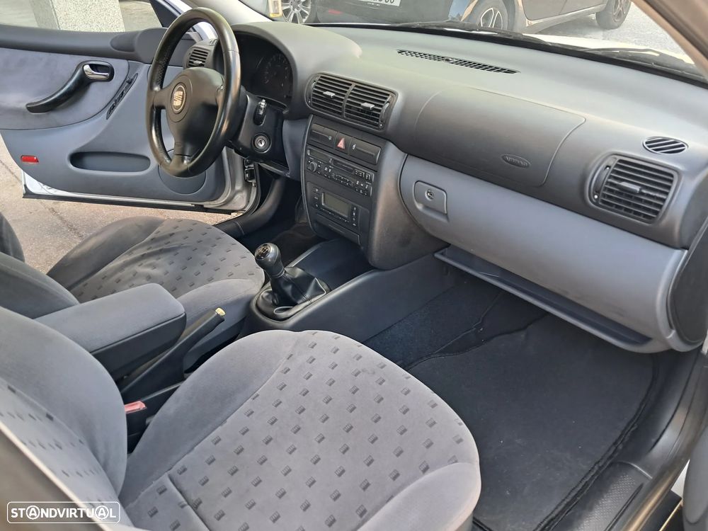 SEAT Toledo 1.6 Confort - 7