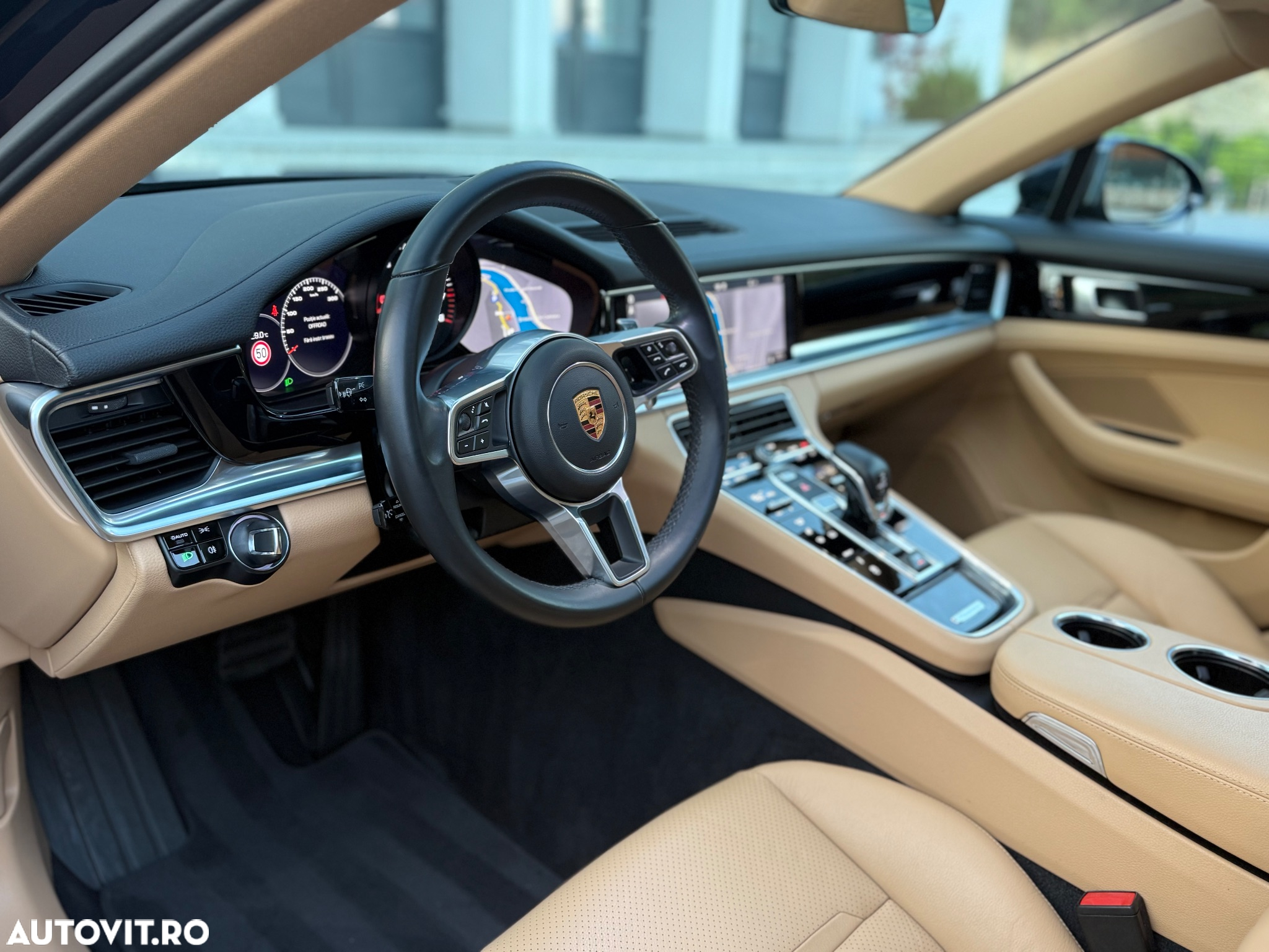 Porsche Panamera 4 Sport Turismo - 10