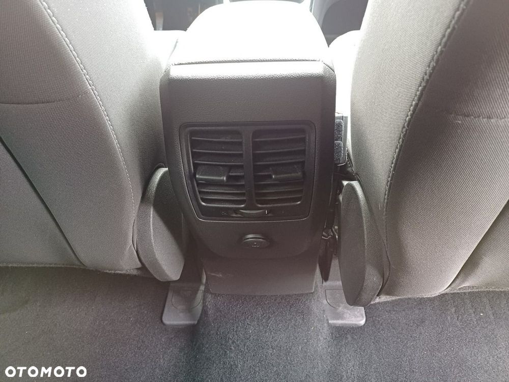 Ford Kuga 1.5 EcoBoost 2x4 Individual - 15