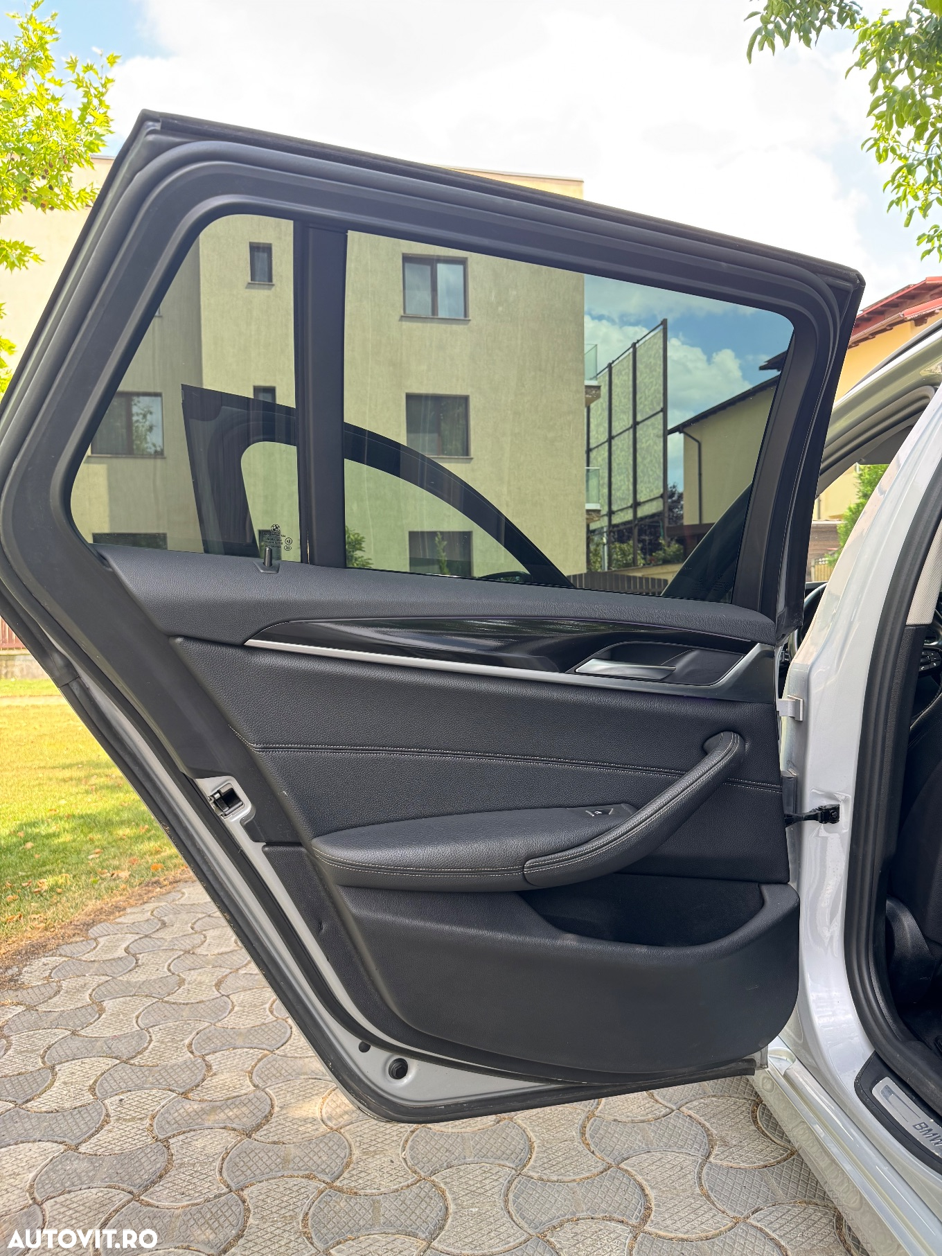 BMW Seria 5 525d Touring Aut. Sport Line - 10