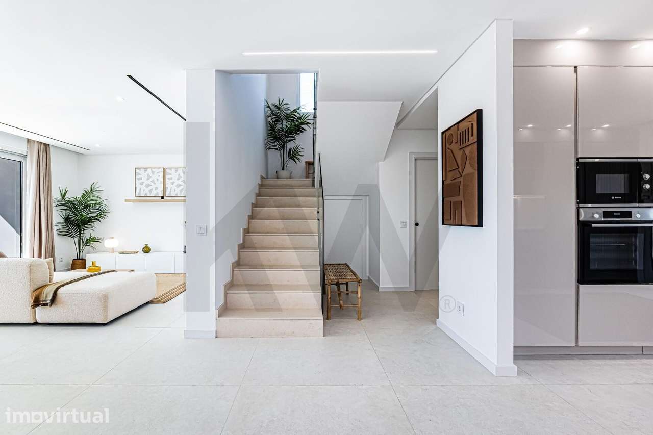 Moradia T3, arquitetura moderna e localização Premium, Quarteira - Grande imagem: 4/29