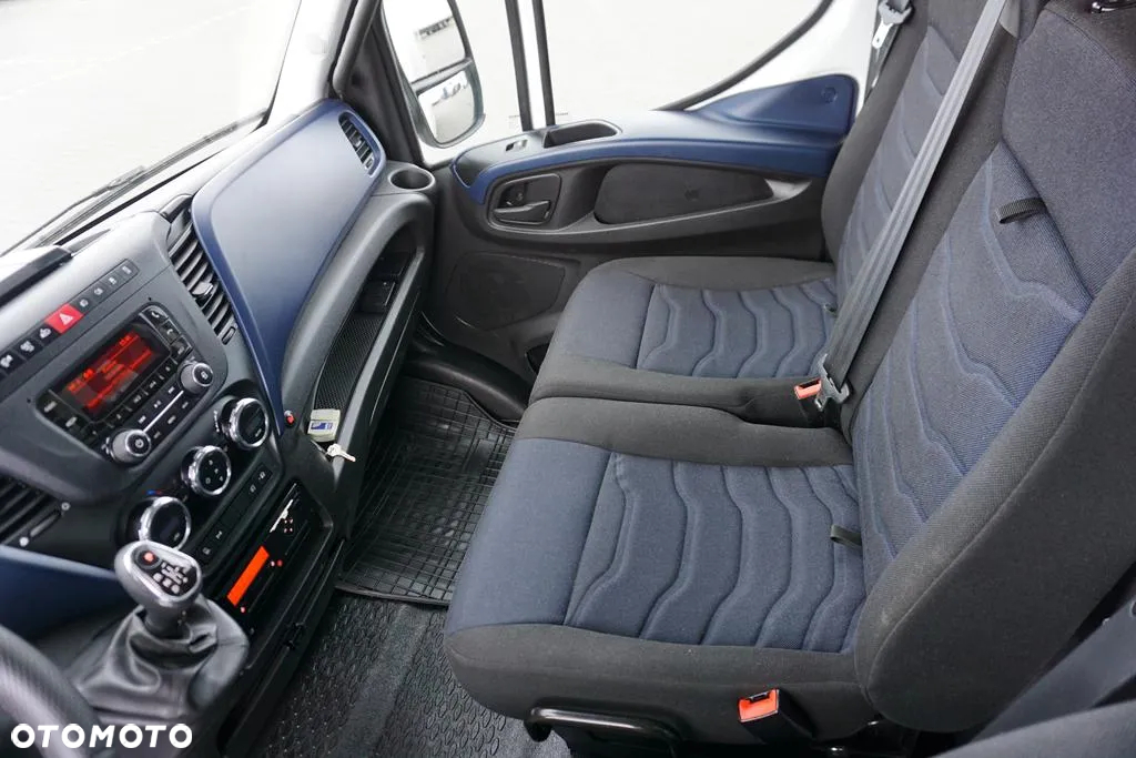 Iveco / DAILY / 70C18 / E 6 / KONTENER + WINDA / 10 PALET / ŁAD. 3565 KG - 23