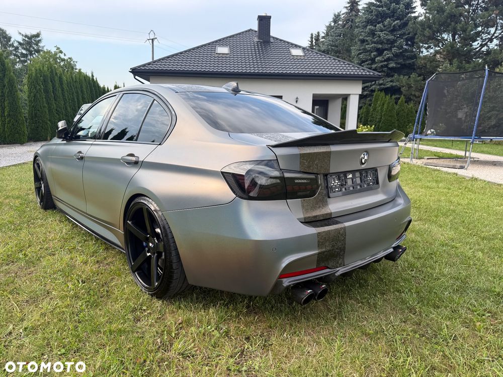 BMW Seria 3 340i xDrive M Sport - 11