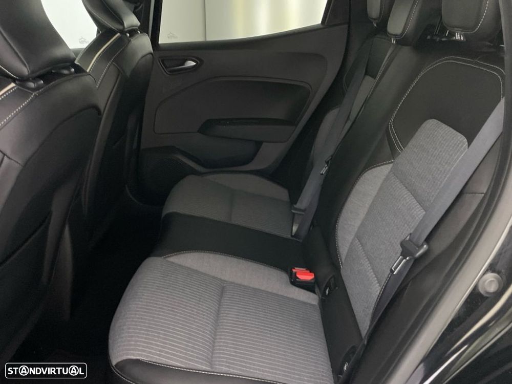 Renault Clio 1.0 TCe Techno Bi-Fuel - 12