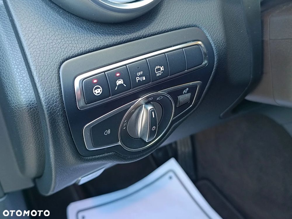 Mercedes-Benz GLC 350 e 4Matic 7G-TRONIC - 28