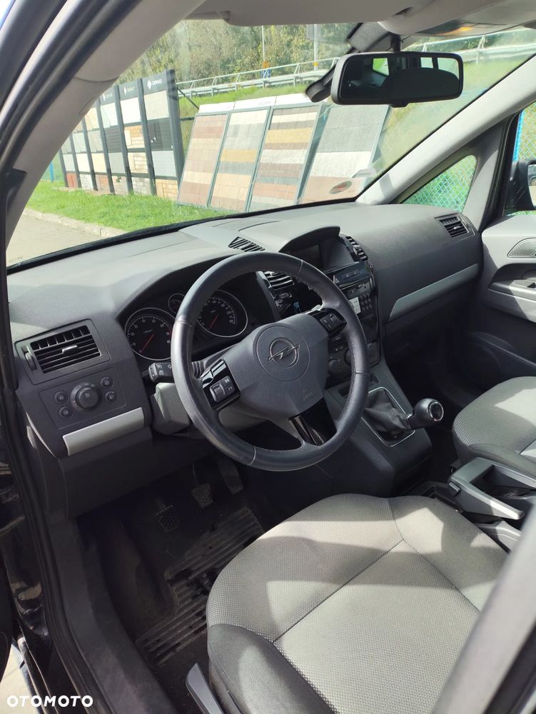 Opel Zafira 1.6 Enjoy - 4