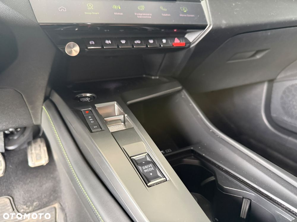 Peugeot 308 1.2 PureTech GT S&S EAT8 - 17