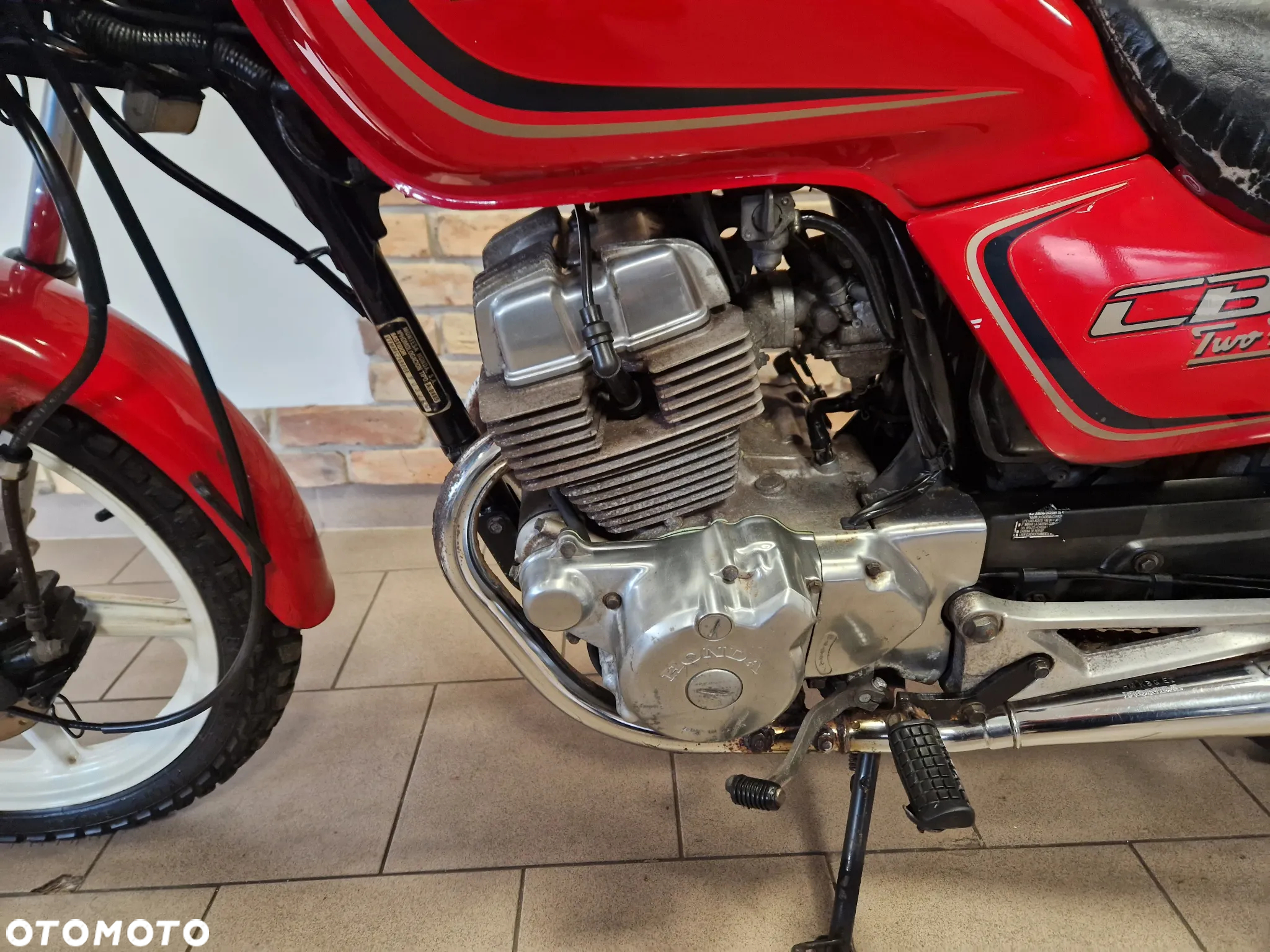 Honda CB - 18