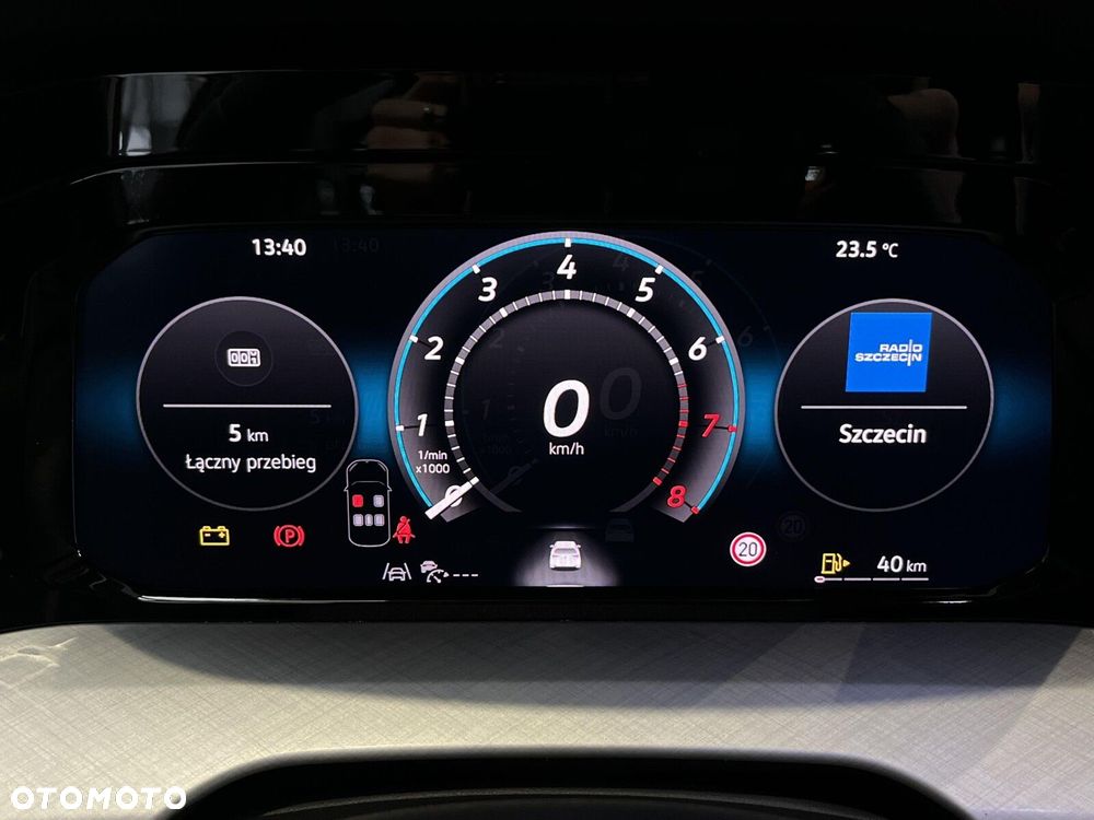 Volkswagen Golf Variant - 35