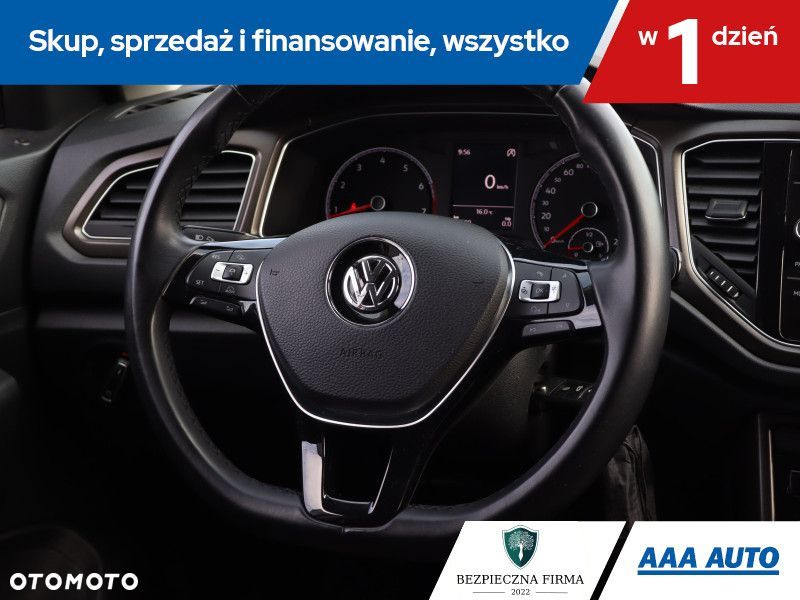 Volkswagen T-Roc - 18