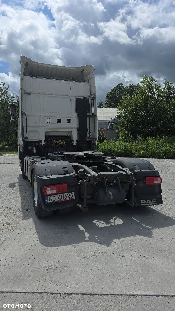 DAF 105 - 8