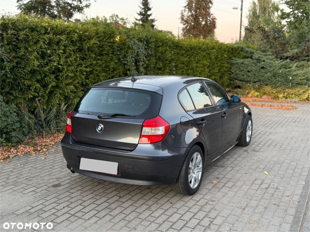 BMW Seria 1 116i - 4