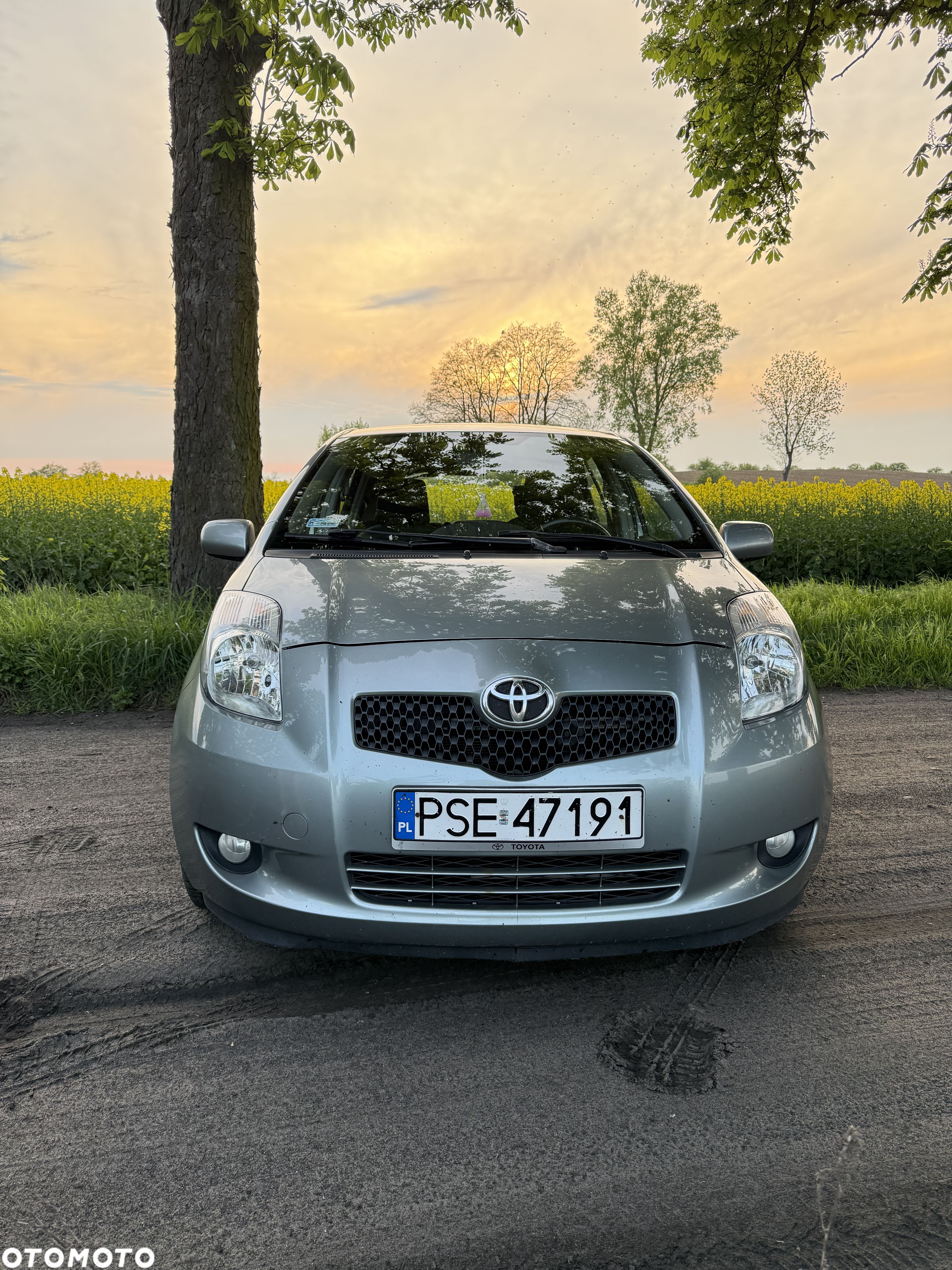 Toyota Yaris 1.3 Sol - 1