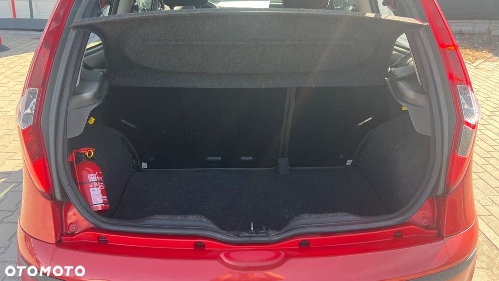 Fiat Punto 1.2 8V Active - 23