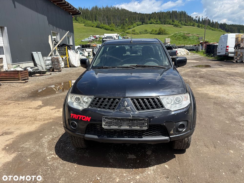 Mitsubishi L200 2.5 DID DC Intense - 8