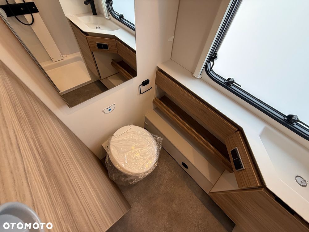 Dethleffs Nomad 490 EST - 23