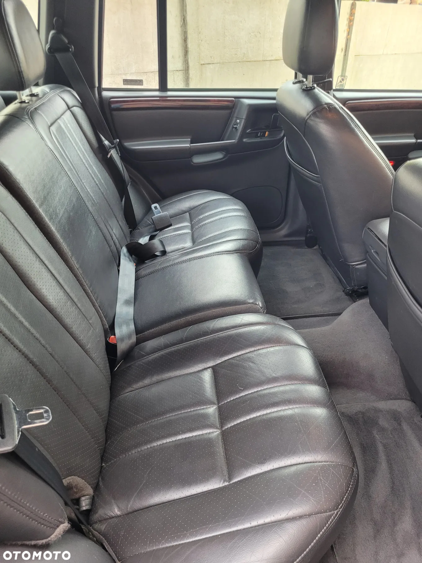 Jeep Grand Cherokee - 17