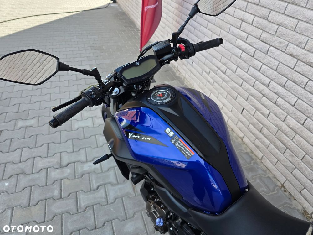 Yamaha MT - 5