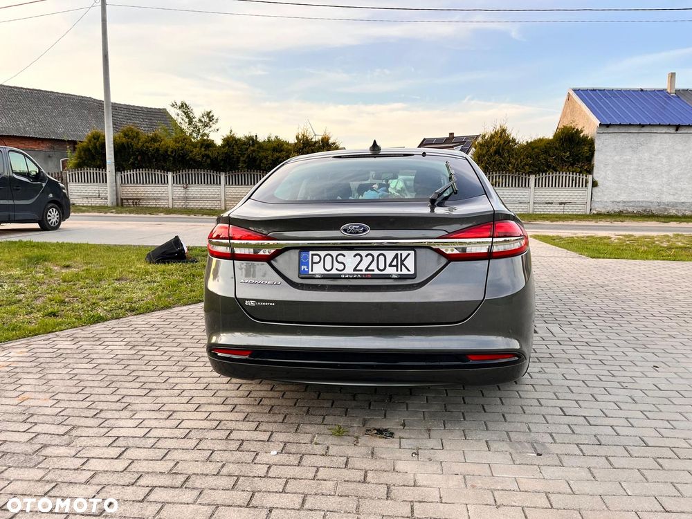 Ford Mondeo - 22