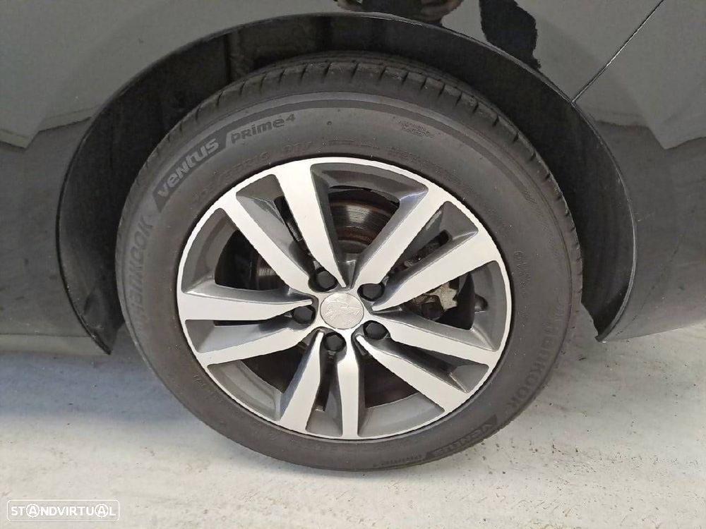 Peugeot 308 1.5 BlueHDi Style - 11