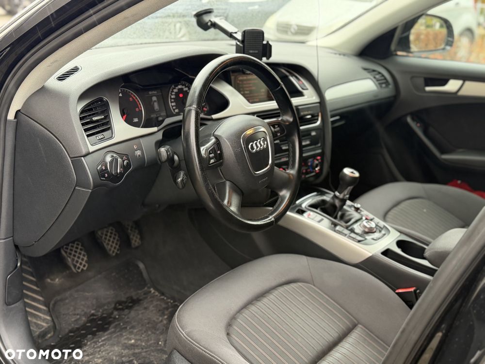 Audi A4 Avant - 5