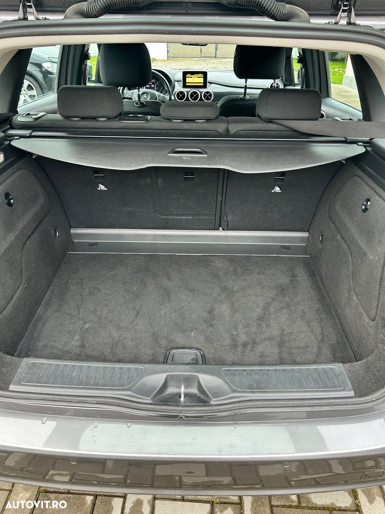Mercedes-Benz B 180 BlueEfficiency Edition 1 - 9