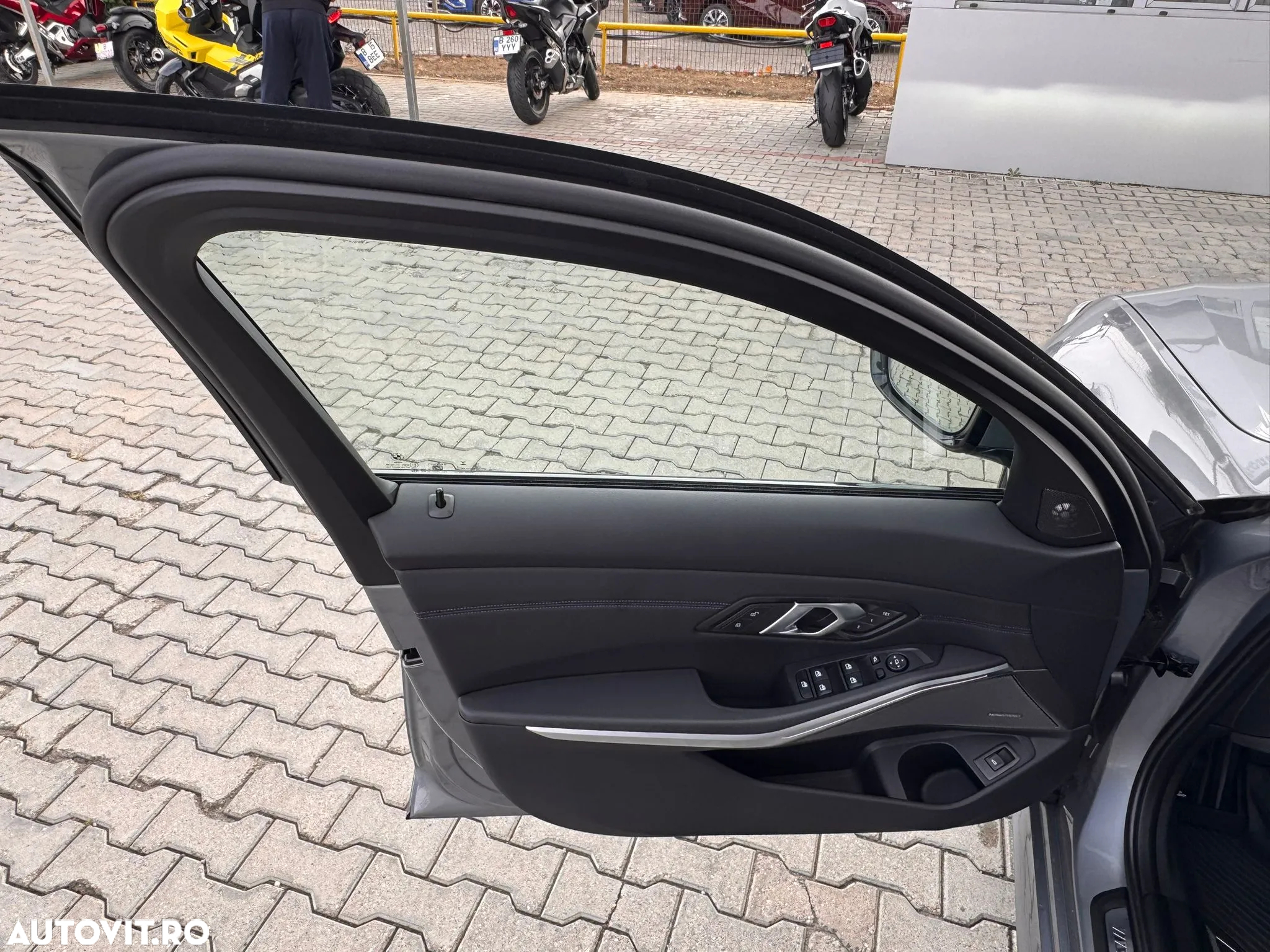 BMW Seria 3 320d AT MHEV - 22