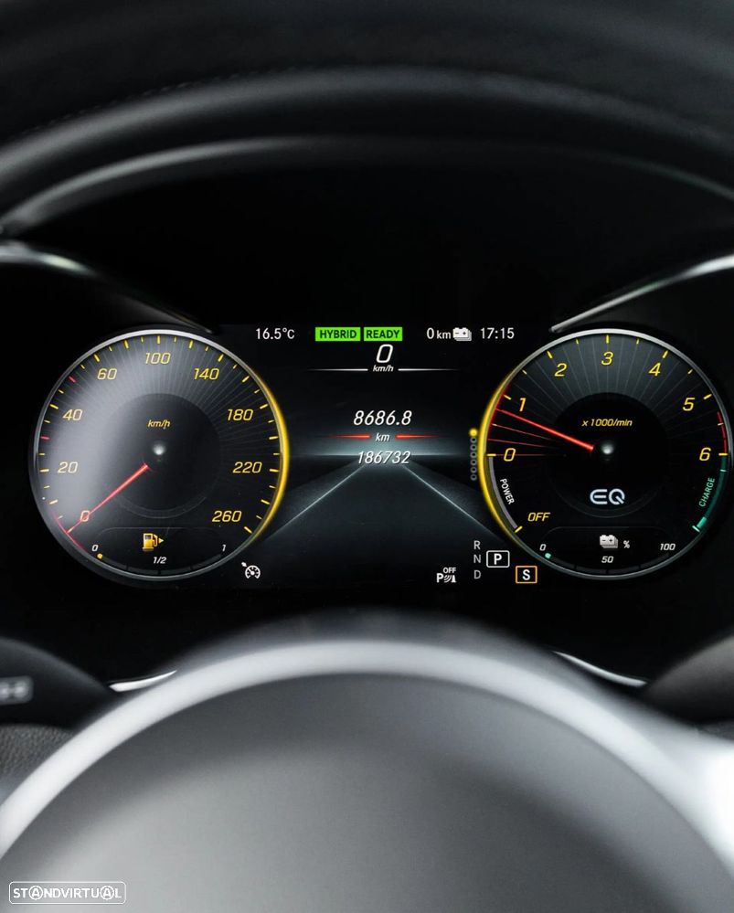 Mercedes-Benz C 300 e AMG Line - 23