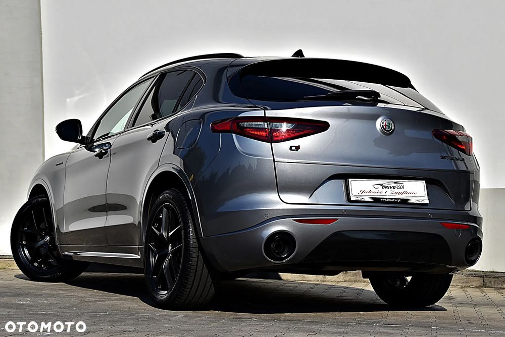 Alfa Romeo Stelvio 2.0 Turbo Veloce Q4 - 4