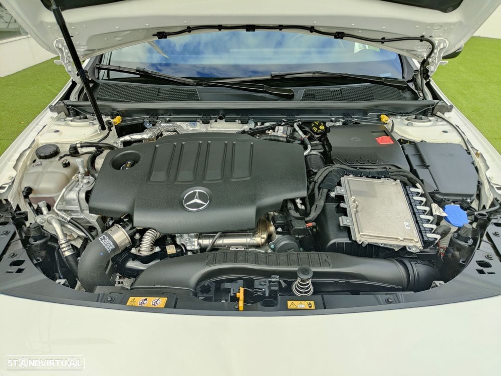 Mercedes-Benz CLA 180 d Shooting Brake AMG Line Aut. - 50