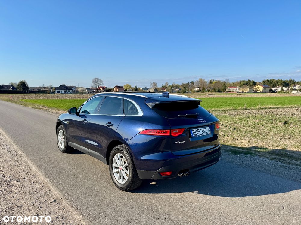 Jaguar F-Pace 20d AWD Pure - 26